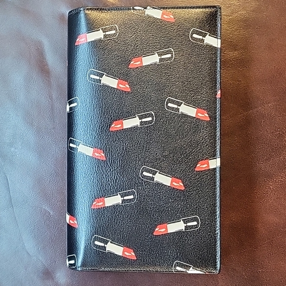 YSL Clutch - Picture 2 of 7